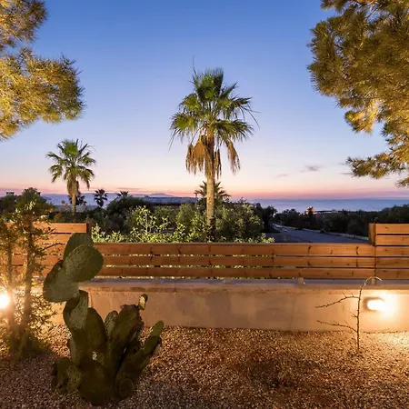 Natura Hill I Sea View *